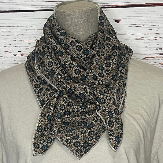 Brown and Teal Medallion